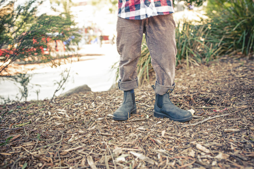 989-1325_RUSTIC-BLACK_3.png